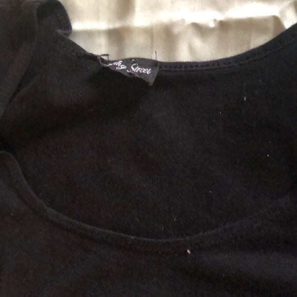 Cute and simple party dress - Picture 3 of 3